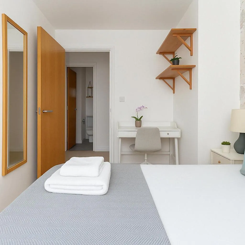 Charming Garden Flat - East Dulwich Apartment London